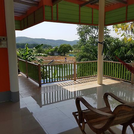 Baan Pak Phutawan Resort Takat Ngao Exterior photo